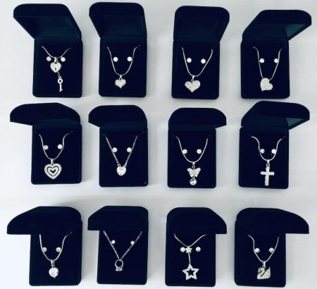 Set ogrlica i naušnice od kristala - razni motivi