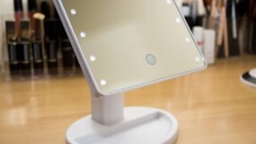 Stolno Ogledalo za sminkanje sa LED rasvjetom kozmeticko_0013