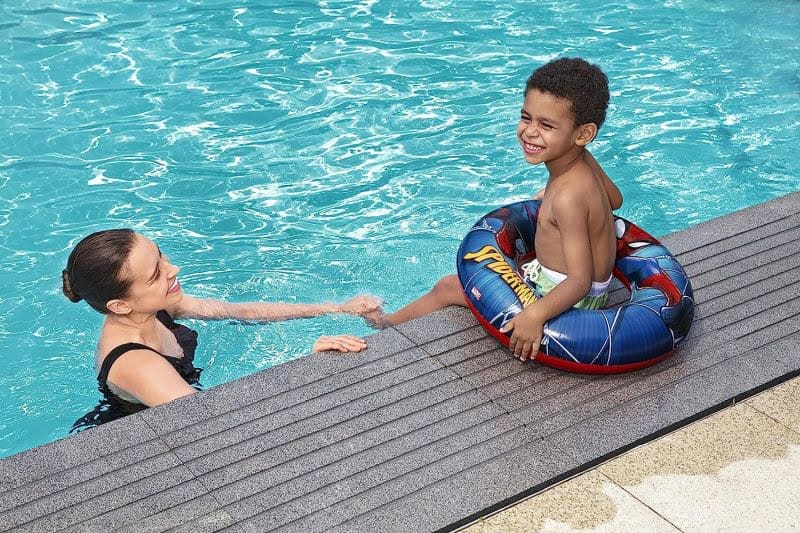 Set_djecje_plivalice_+_kolut_za_plivanje_–_4_razlicita_dizajna_0013