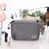 Kompaktna torbica za kozmetiku muska007