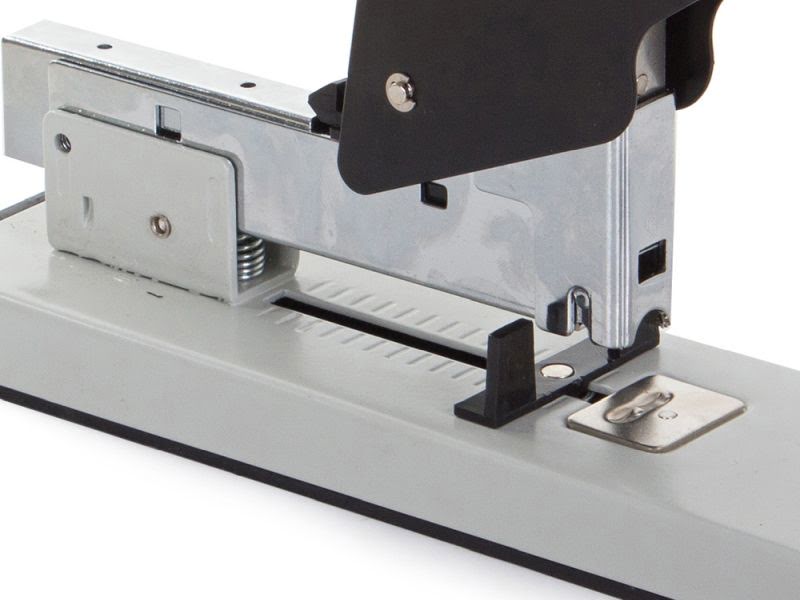 Velika_uredska_klamerica_za_spajanje_100_listova_papira_007