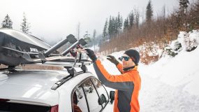 Automobilski aluminijski krovni nosaci za skije i snowboard_01