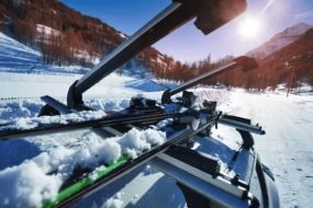 Automobilski aluminijski krovni nosaci za skije i snowboard_01