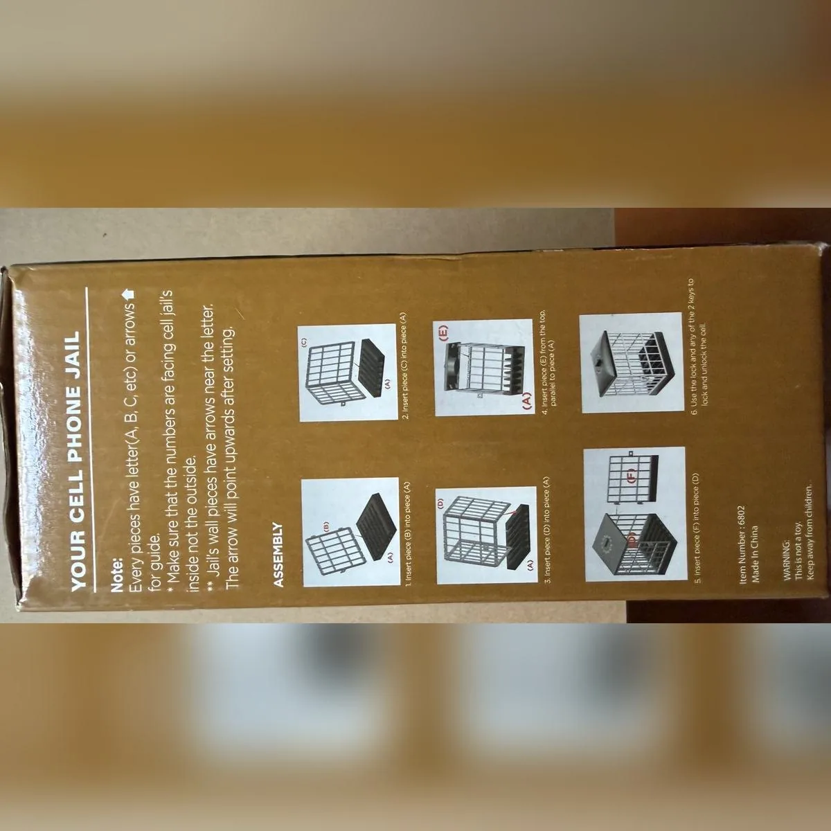 zatvor-za-mobitel-s-mehanickim-tajmerom-i-lokotom-16